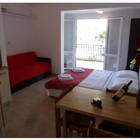 Nena Family For 2-3 People Appartamento